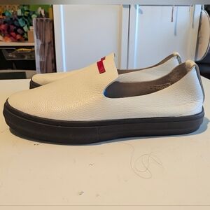 Savalé Footwear Glover/ Bone Full Grain Leather/Black Men's Loafers Size 7